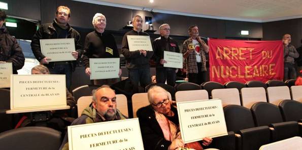 manif-clin-falsifications.jpg
